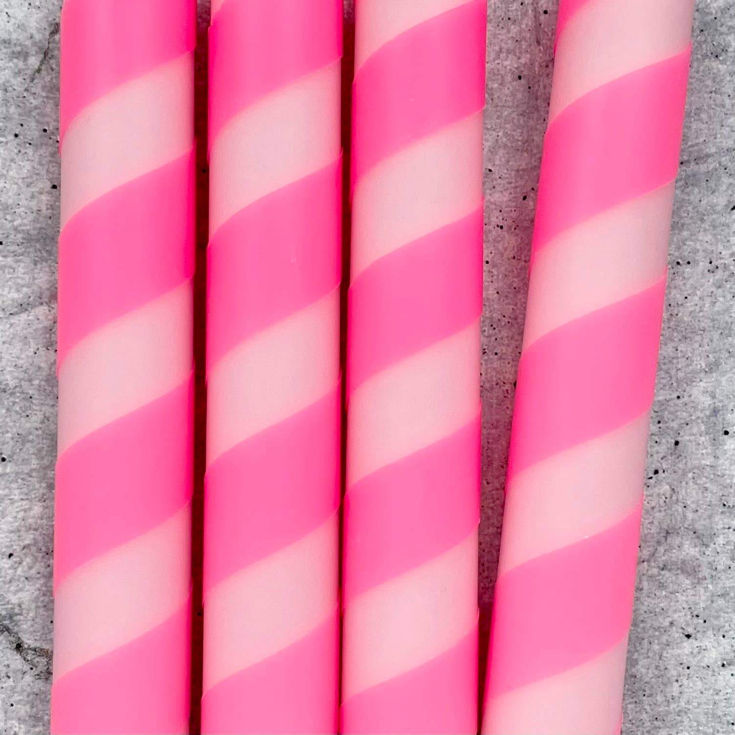 Dip Dye Kerzen - Swirl neonpink-rosa