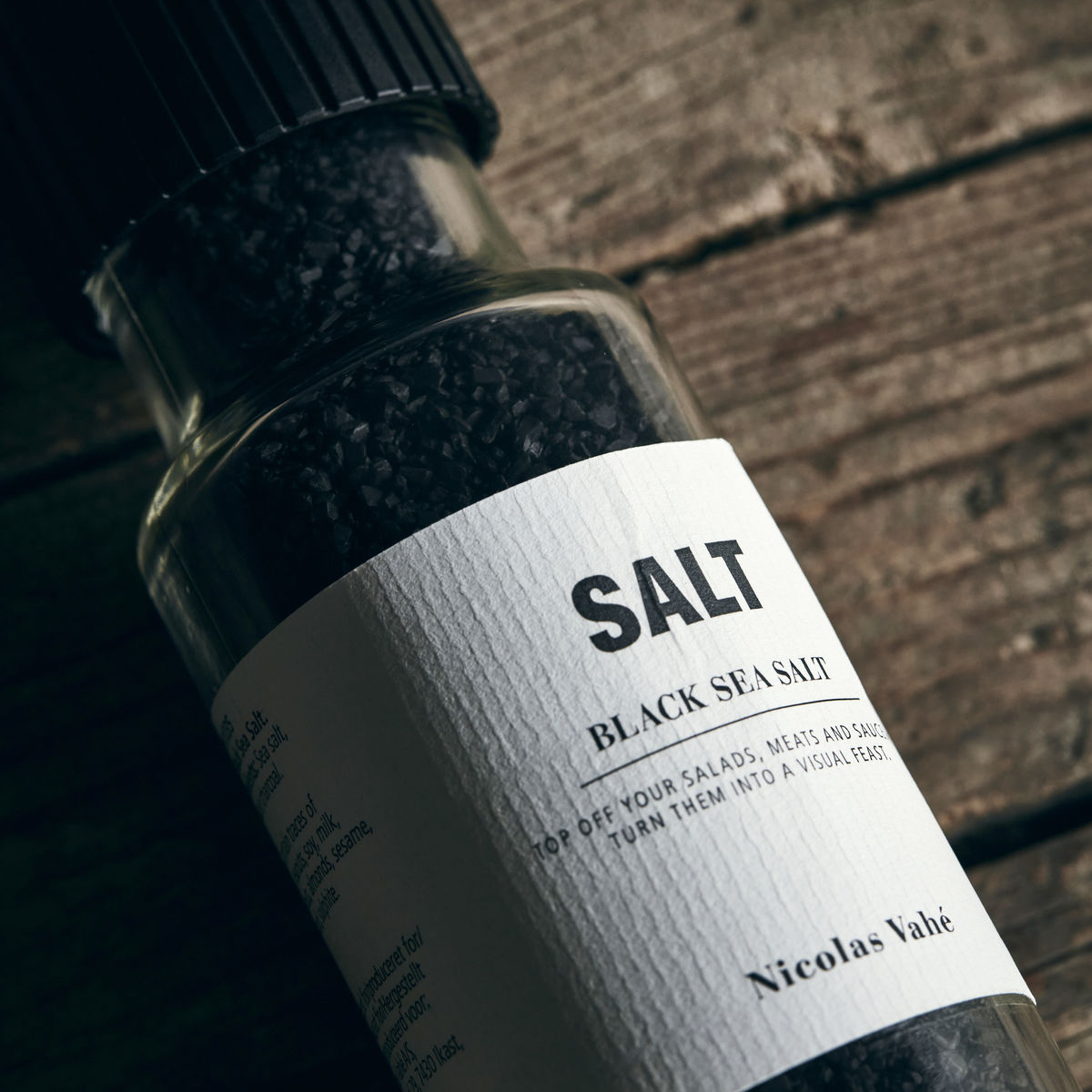 Salz mit Aktivkohle